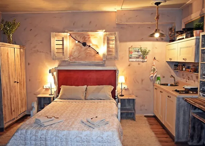 Agiaz' Bed and Breakfast